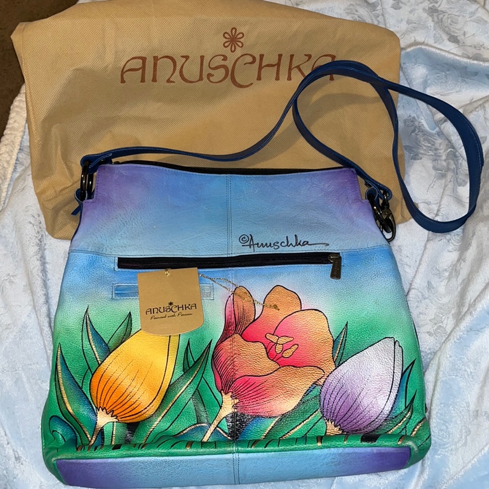 Host pick! 🎉 Anuschka painted leather large hobo bag like new